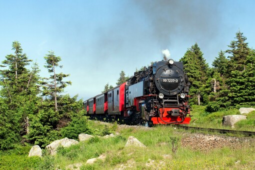 Ab dem 18. Mai werden wieder Dampfzüge zum Brocken fahren. Auf den Strecken der Harzquer- und Selketalbahn verkehren zunächst Triebwagen.